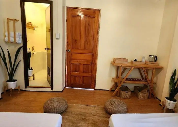 Casa Christiana La Playa Moalboal